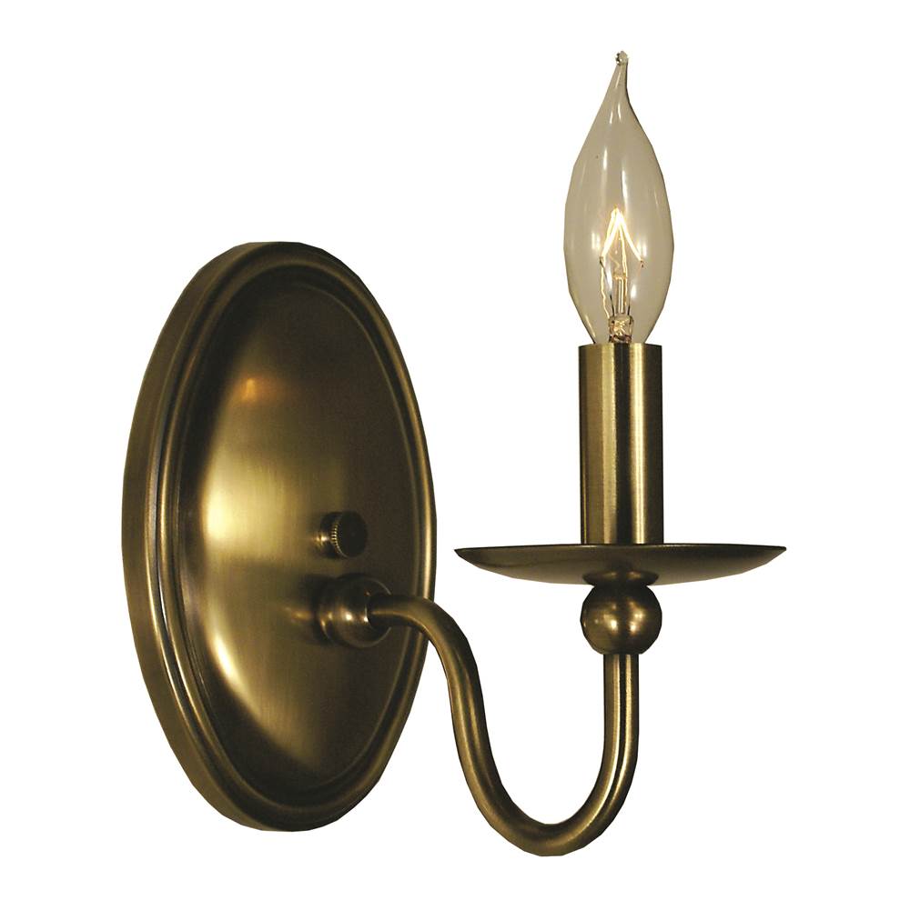 Framburg 1-Light Antique Brass Quatrefoil Sconce